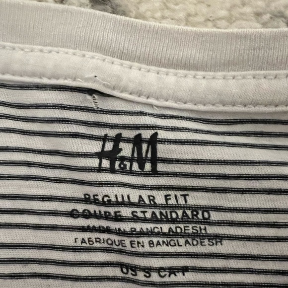 H&M Black and White Striped T-Shirt - Picture 2 of 2
